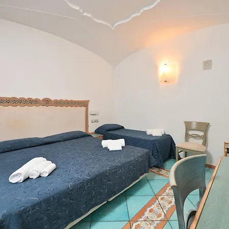 Av Isola Thermal 4* Искья