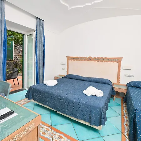 Av Isola Thermal Otel Ischia