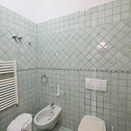 Otel Av Isola Thermal