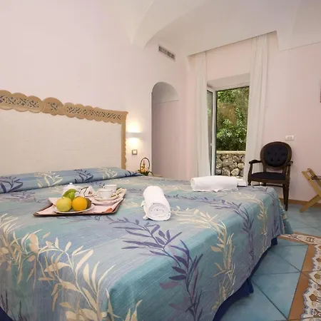 Otel Av Isola Thermal 4*