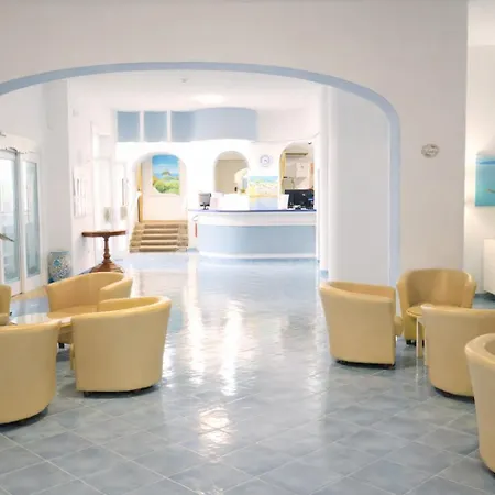 Szálloda Av Isola Thermal 4*