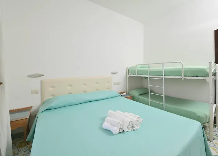 Hotell Av Isola Thermal 4*